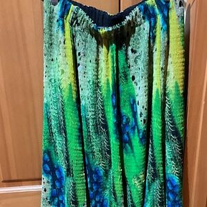 Crepe skirt.